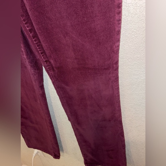 ST John’s Bay Burgundy Stretch Corduroy Boot Cut Pants Boho Country Size 6 - Picture 4 of 8